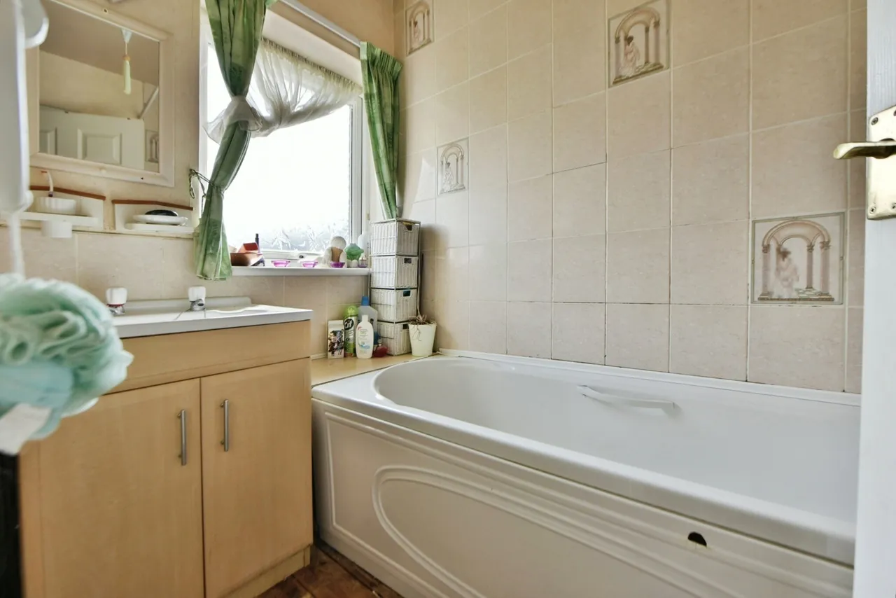 Denbigh Road, Denton, Manchester, Greater Manchester, M34, photo 15