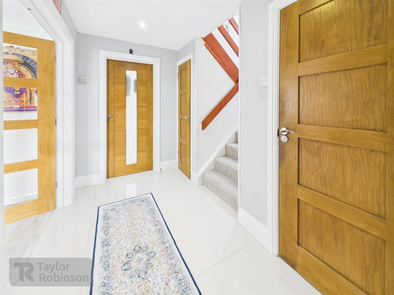 Somerville Drive, Pound Hill, RH10, photo 11