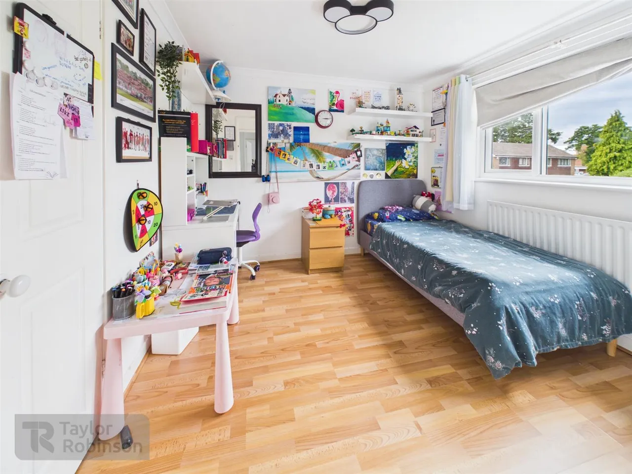 Somerville Drive, Pound Hill, RH10, photo 14