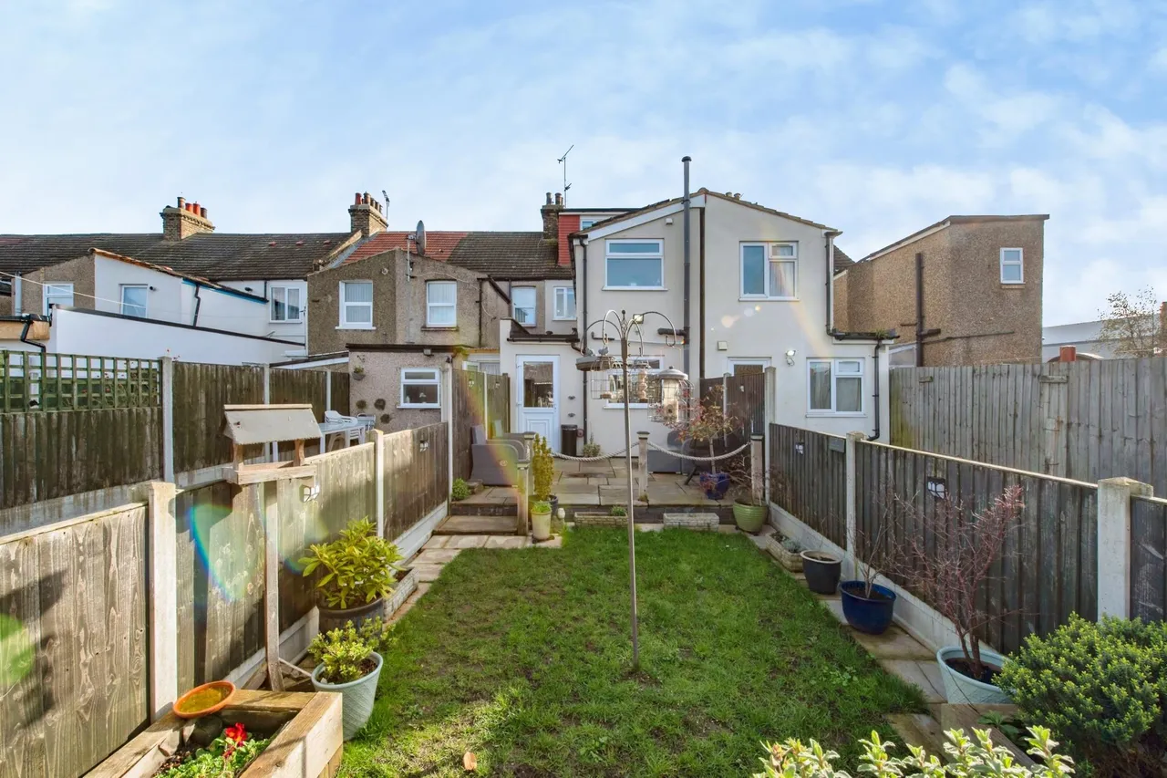 Flint Street, Grays, RM20, photo 13