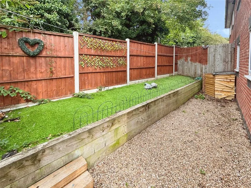 Sloane Close, Enderby, Leicestershire, LE19, photo 9