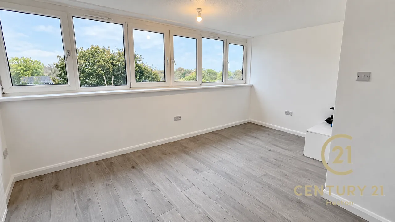 Biscoe Close, Hounslow, TW5, photo 4