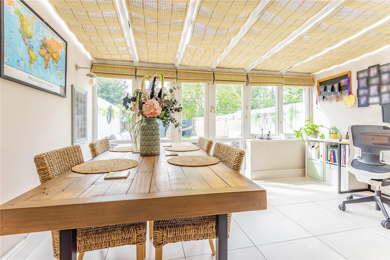 Connaught Road, Teddington, TW11 0QQ, photo 4