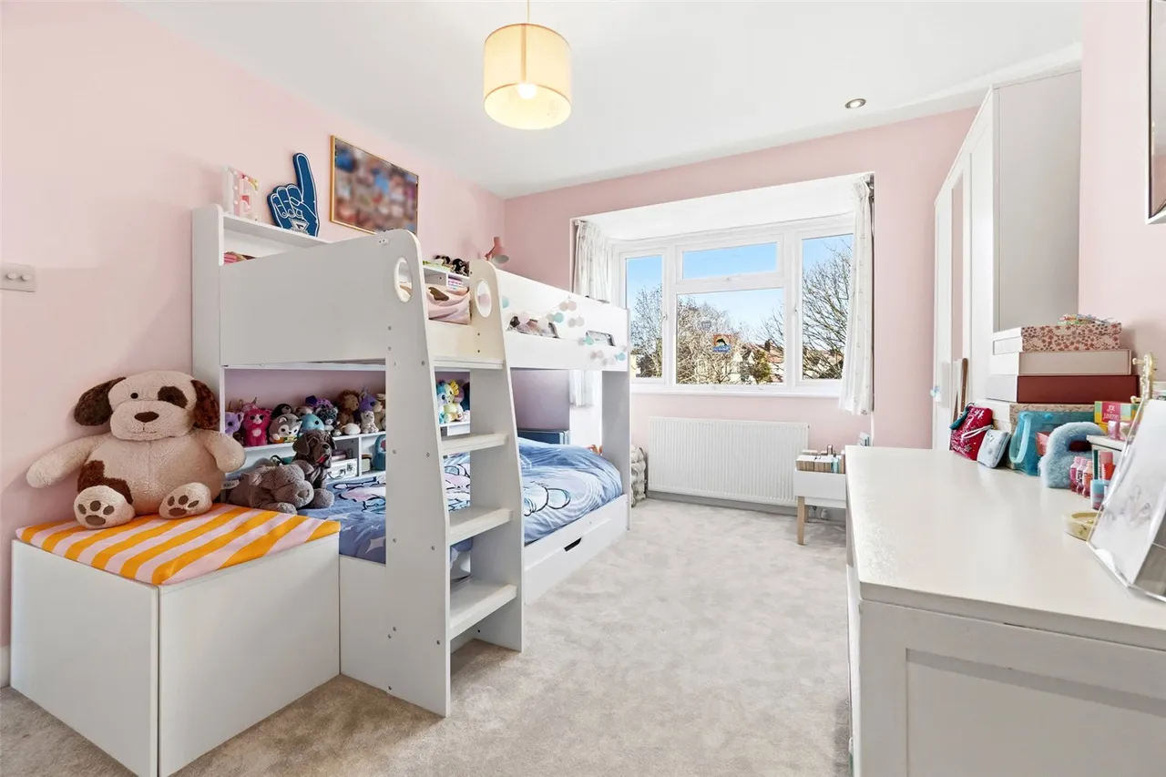Falcon Road, Hampton, TW12 2RA, photo 6