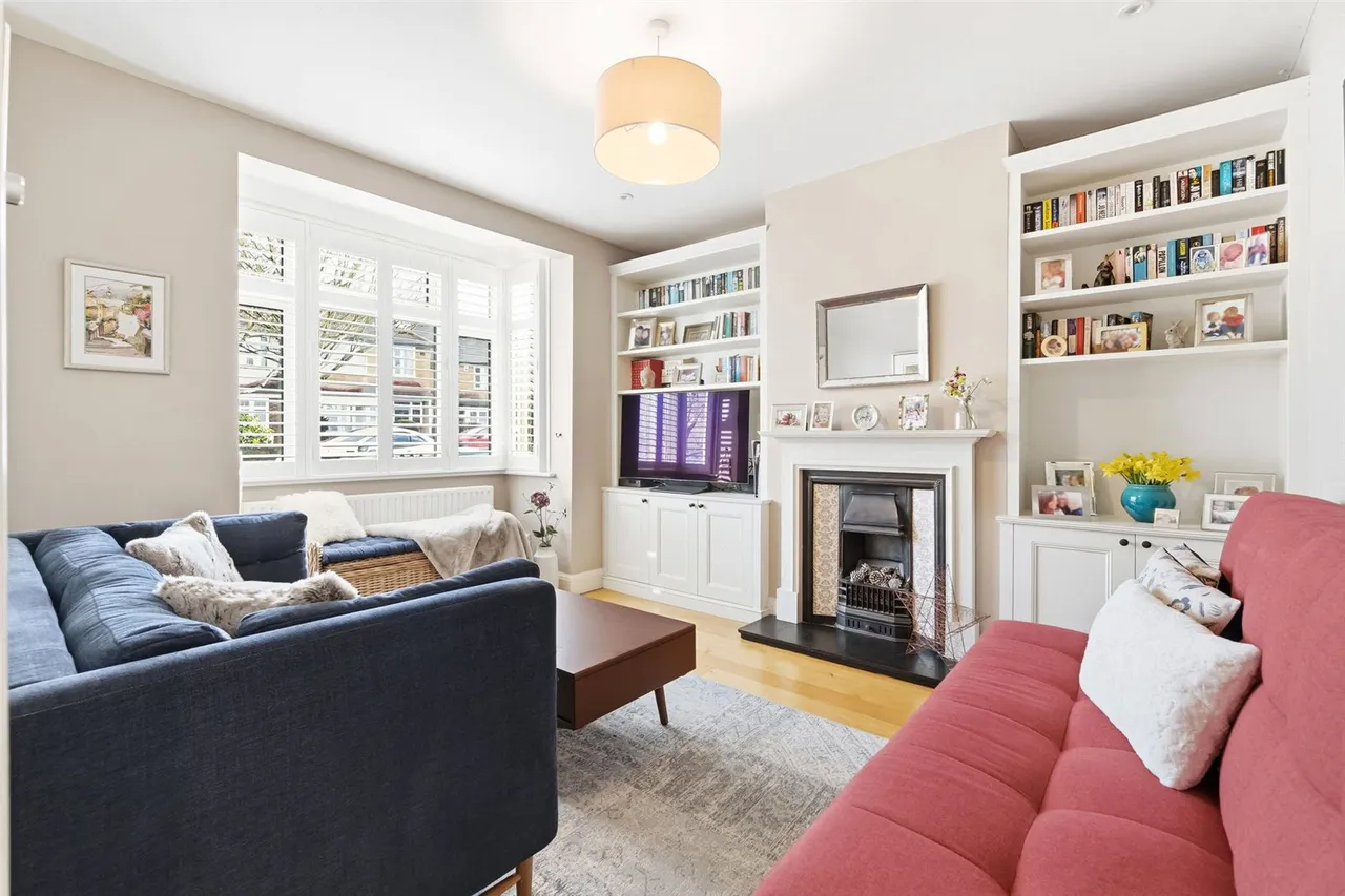 Falcon Road, Hampton, TW12 2RA, photo 3