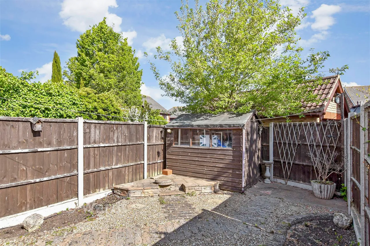 Rowmarsh Close, Northfleet, DA11, photo 11