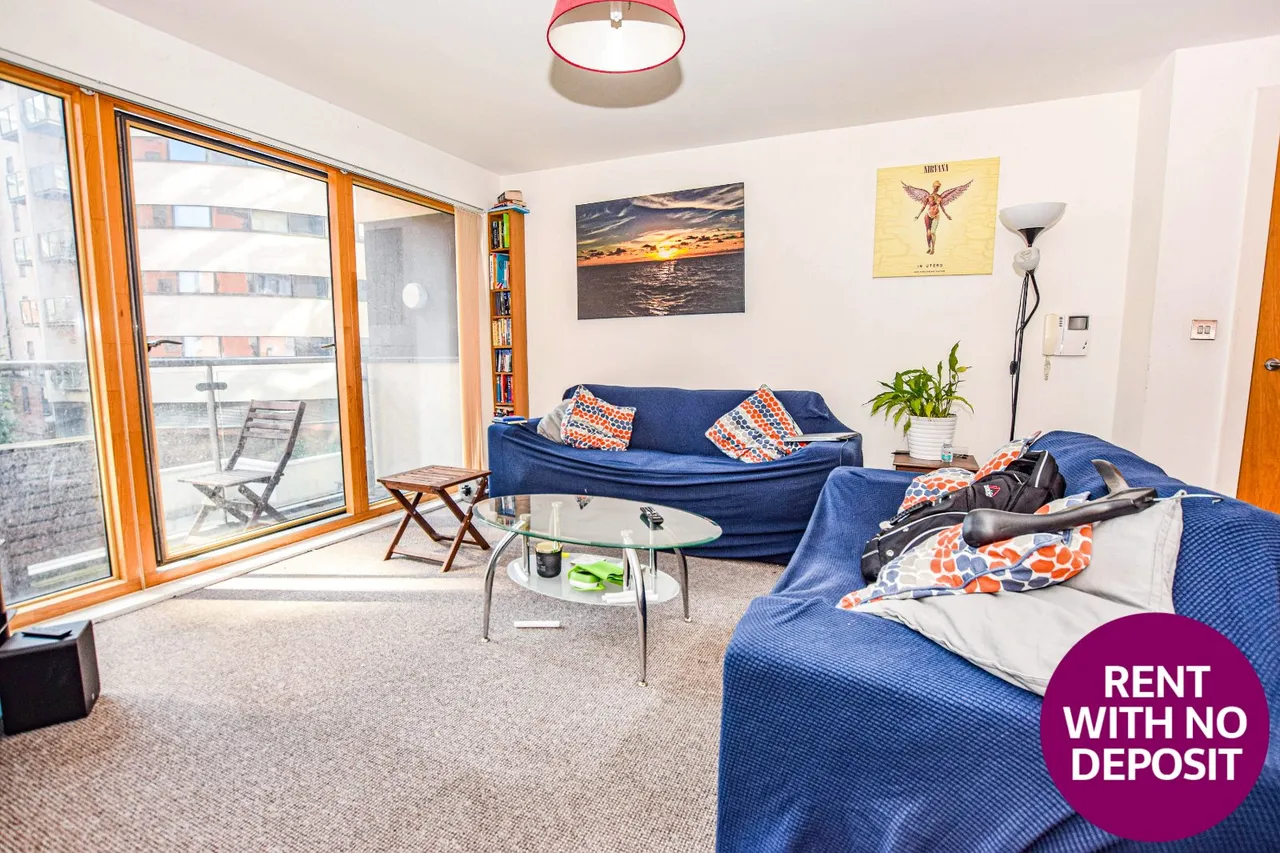 2 bed flat to rent, Lord Street, Green Quarter, M4