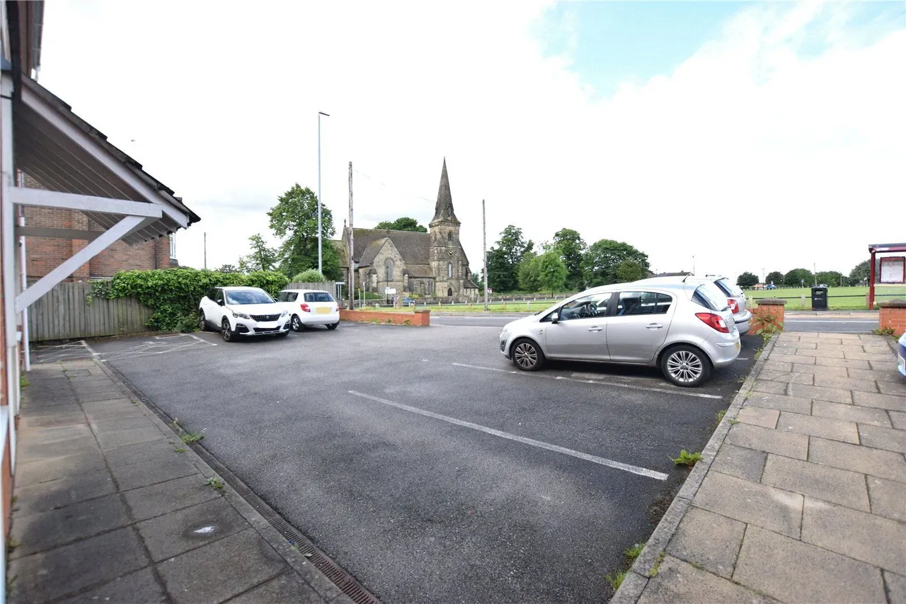 York Road, Leeds, LS14, photo 6