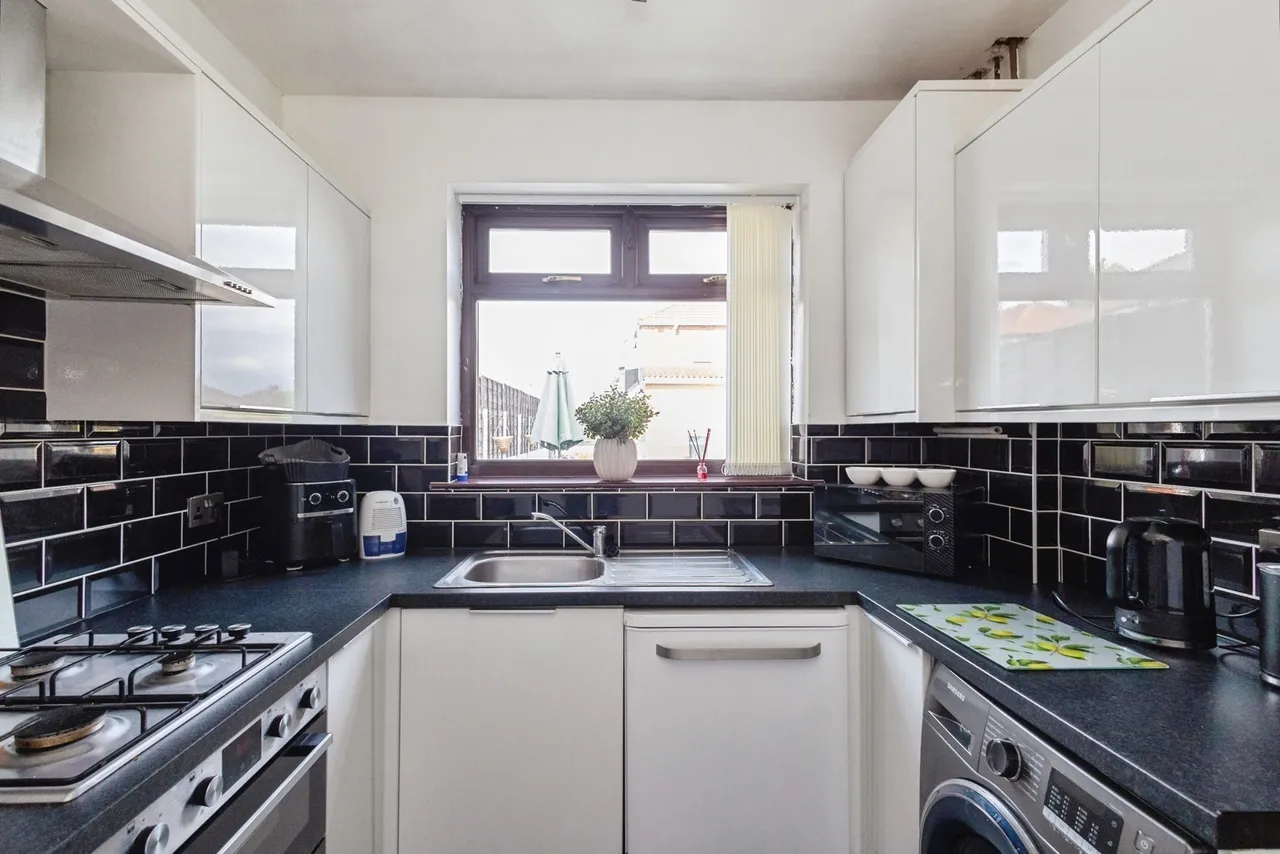 Buckingham Road, Droylsden, Manchester, Greater Manchester, M43, photo 6