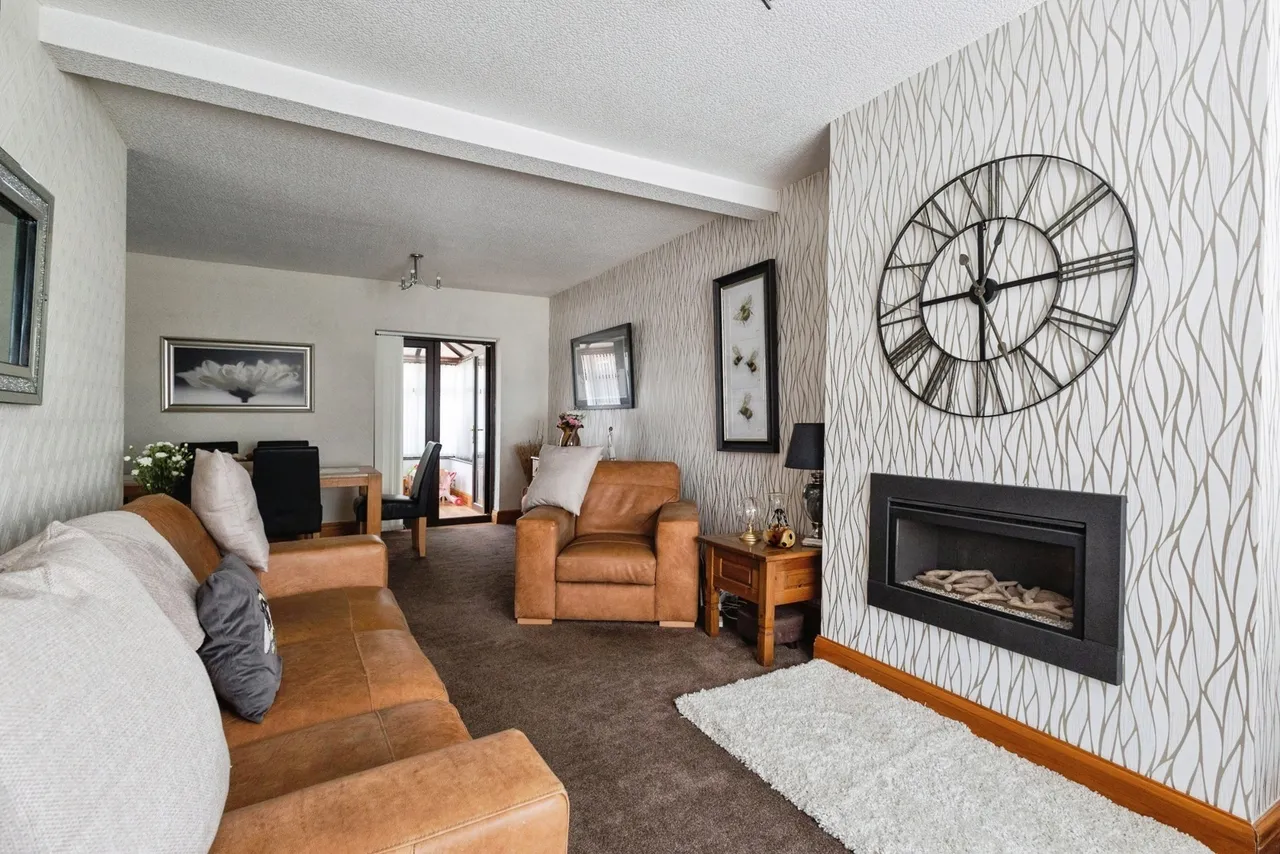 Buckingham Road, Droylsden, Manchester, Greater Manchester, M43, photo 2