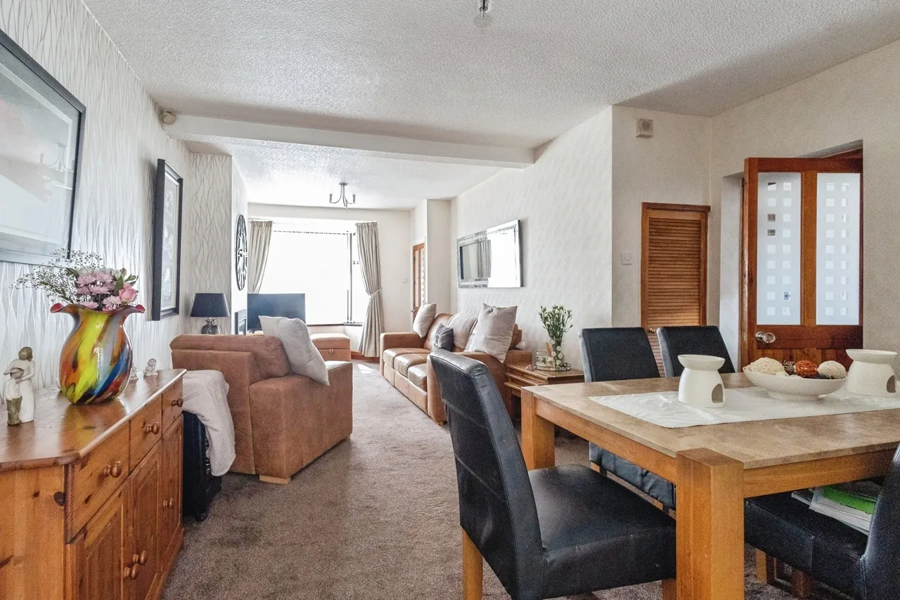 Buckingham Road, Droylsden, Manchester, Greater Manchester, M43, photo 4