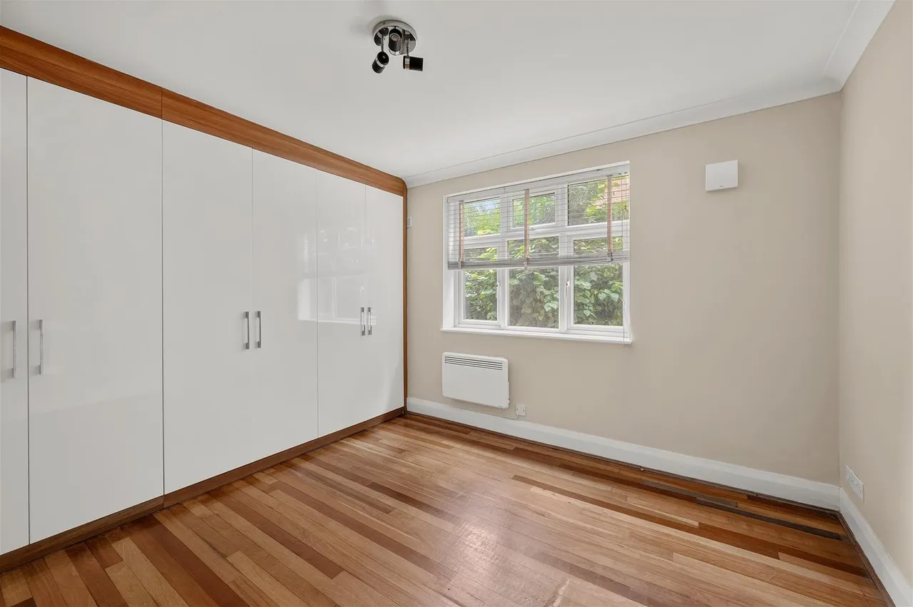 The Downs, London SW20 8HT, photo 5
