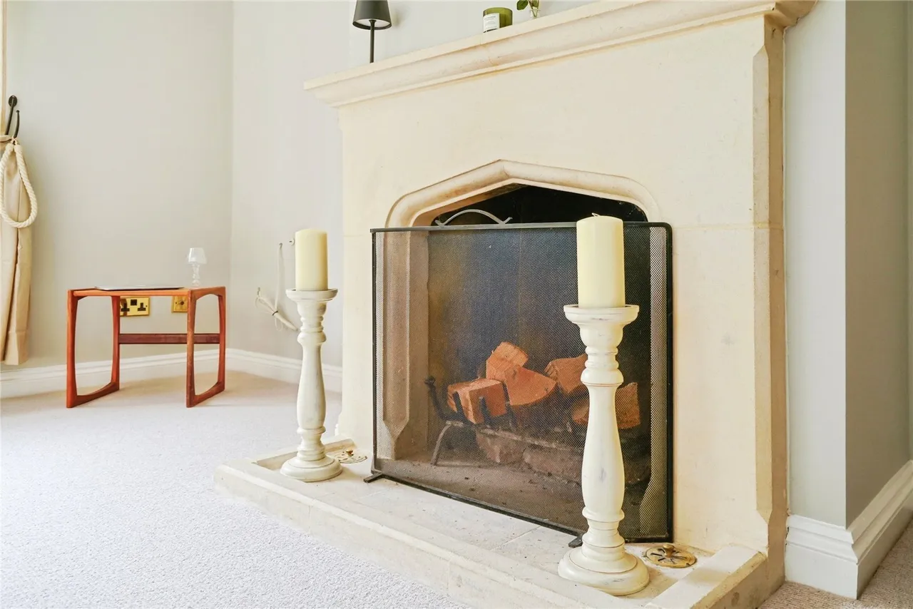 Sweeps Lane, Burford, OX18, photo 17