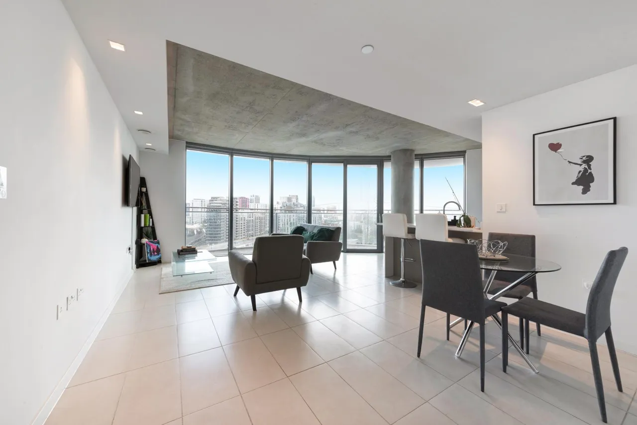 Tidal Basin Road, London, E16, photo 2