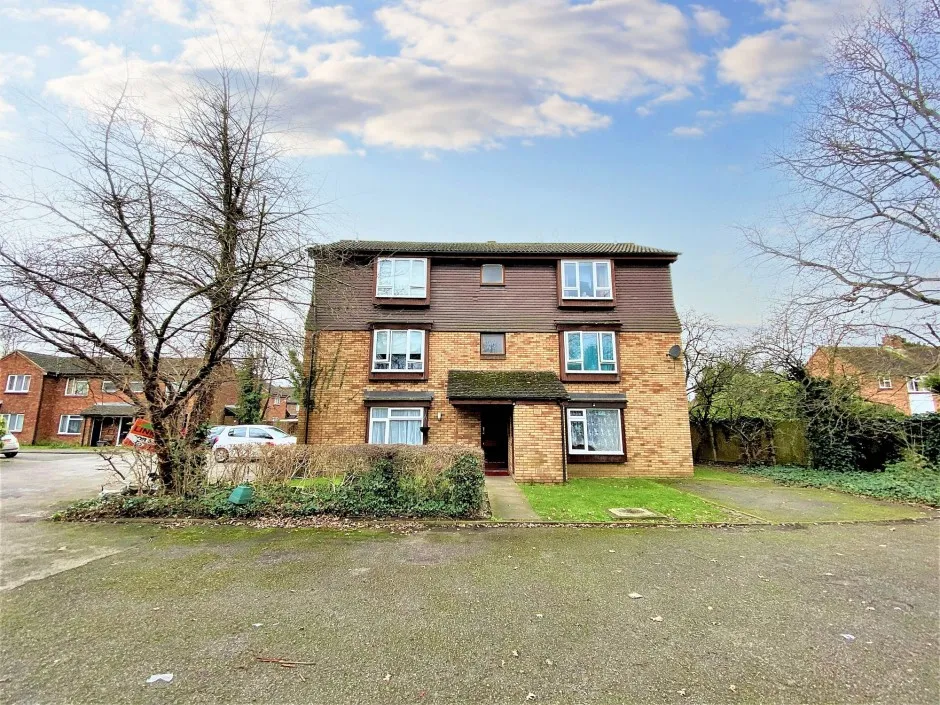 flat to rent, Hambledon Close, Uxbridge, UB8