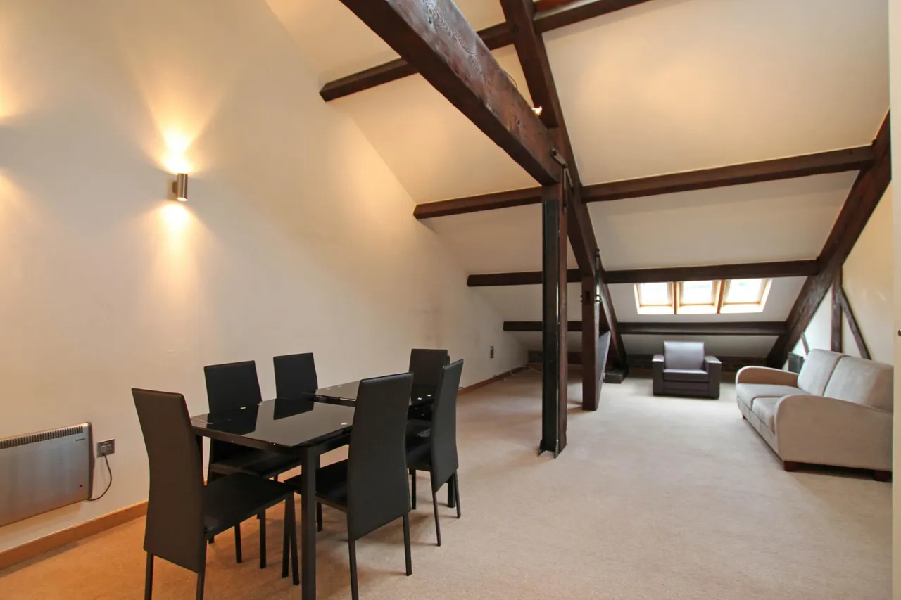 Salts Mill Road, Shipley, BD17, photo 2