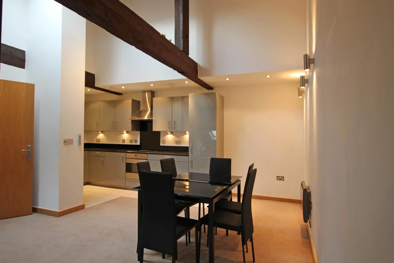 Salts Mill Road, Shipley, BD17, photo 3