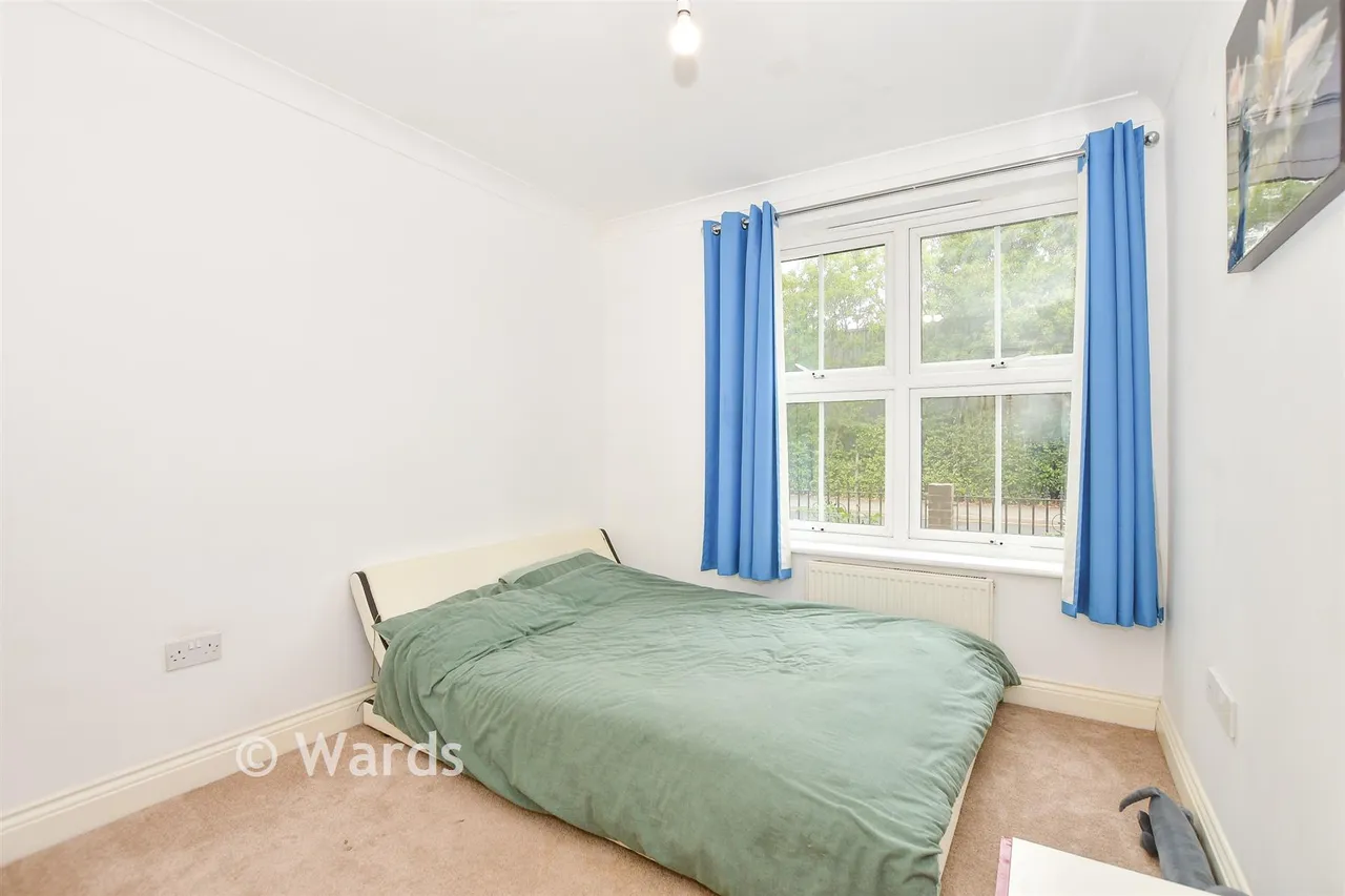 St. Eanswythe's Court, Tonbridge, TN9, photo 4