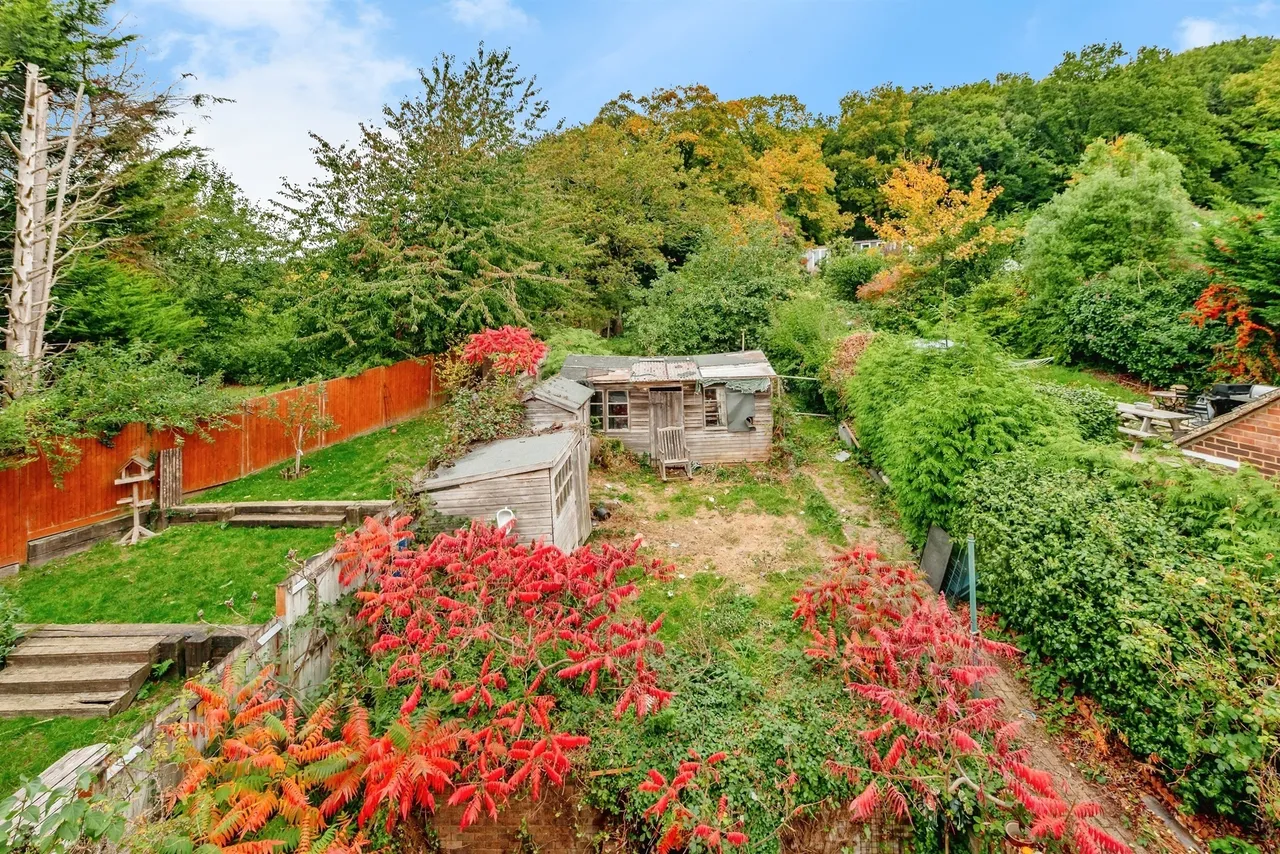 Juniper Close, Reigate, RH2, photo 12