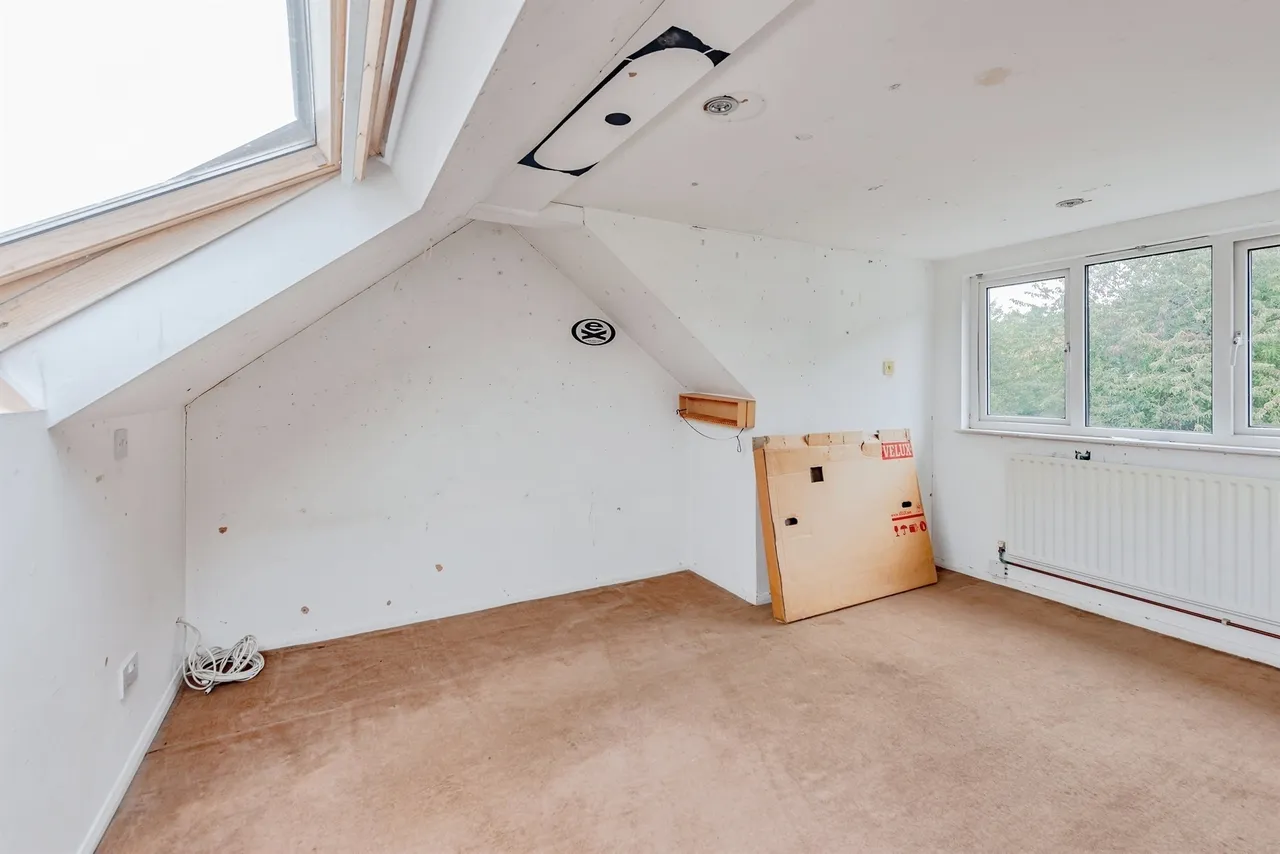 Juniper Close, Reigate, RH2, photo 9