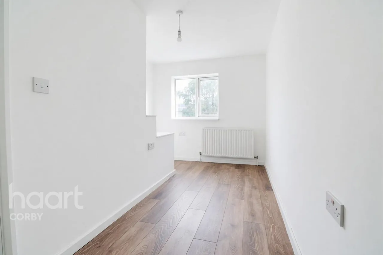 Handcross Court, Corby, NN18, photo 14