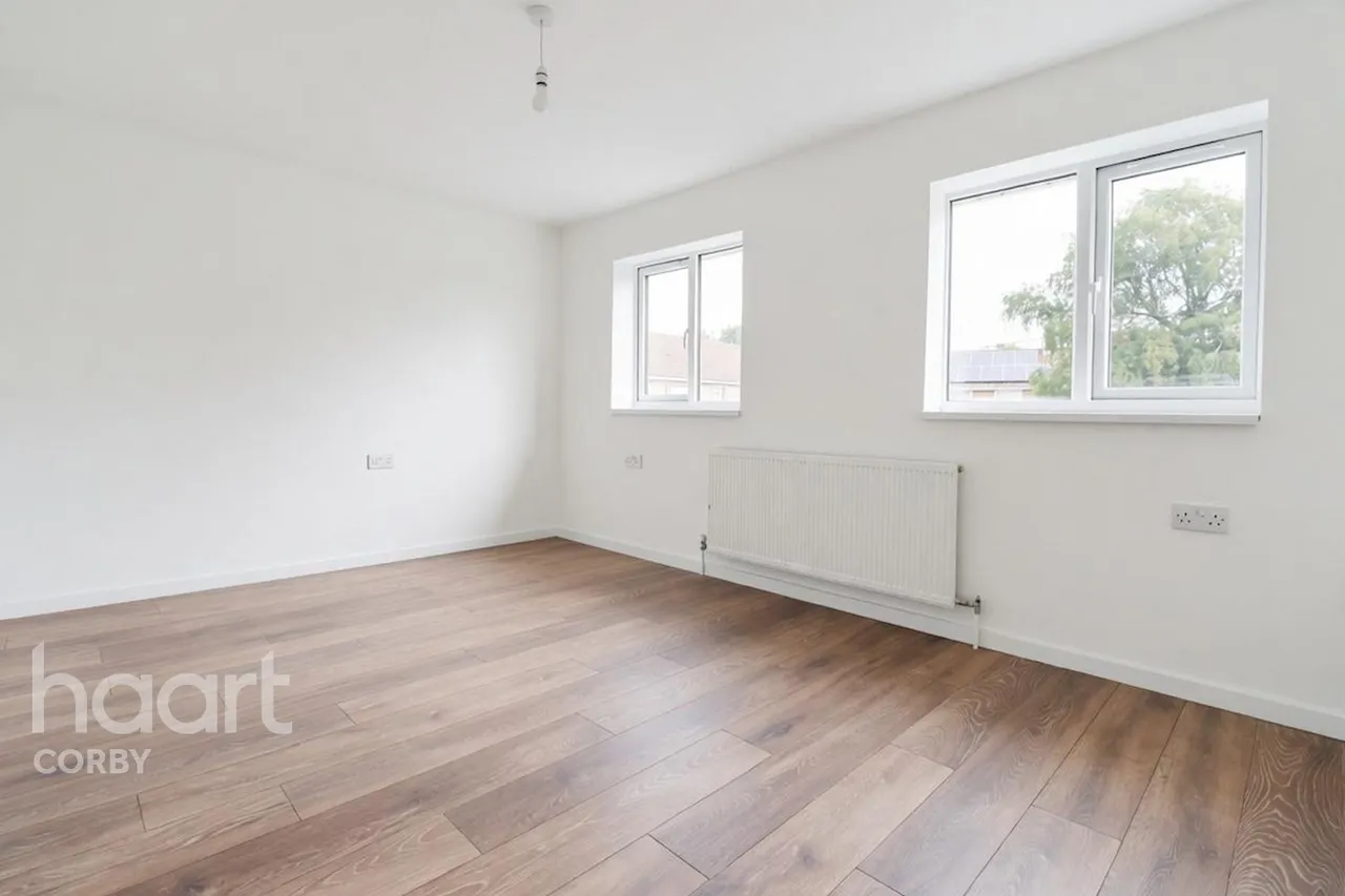 Handcross Court, Corby, NN18, photo 16