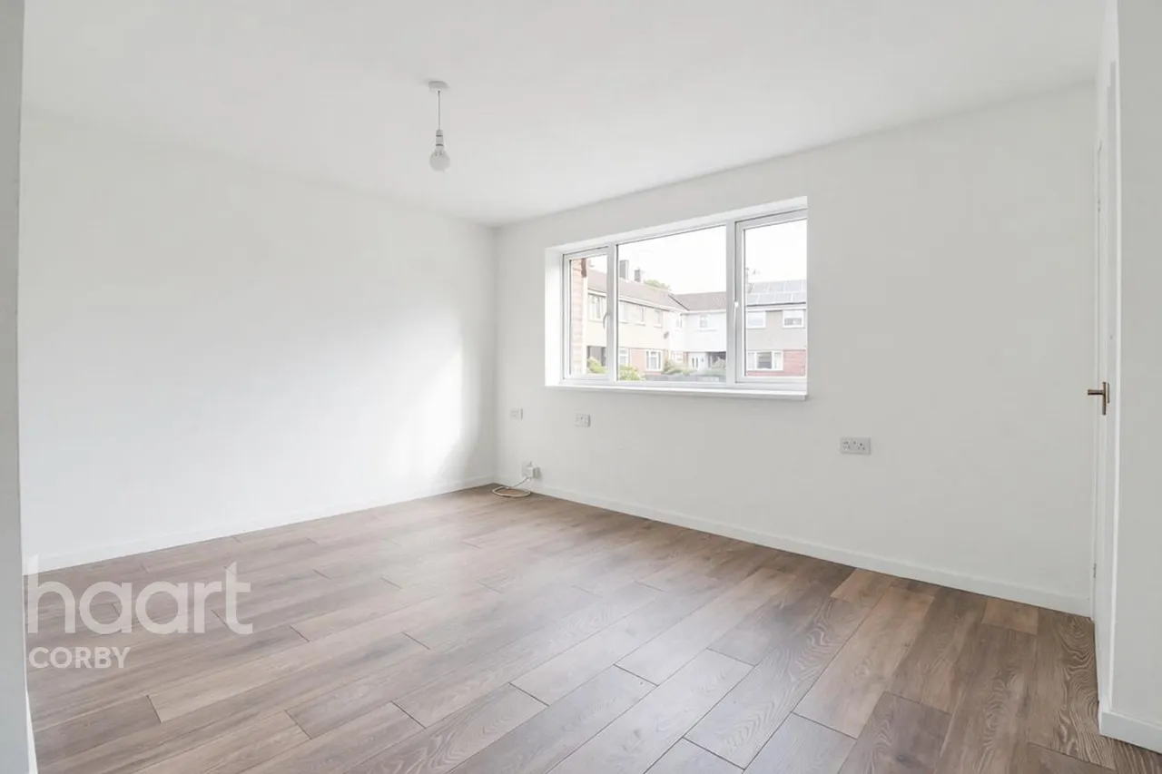 Handcross Court, Corby, NN18, photo 4