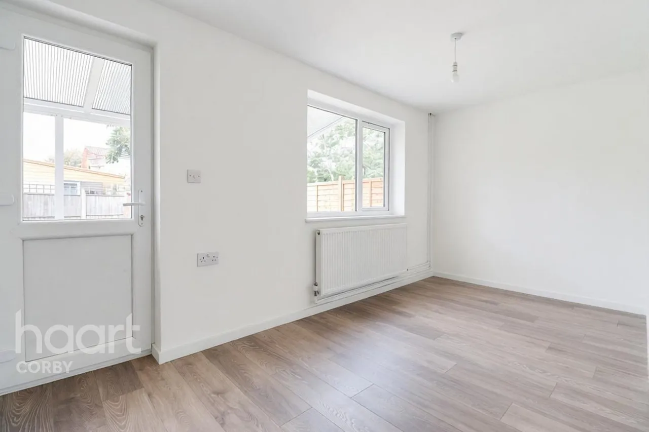 Handcross Court, Corby, NN18, photo 11