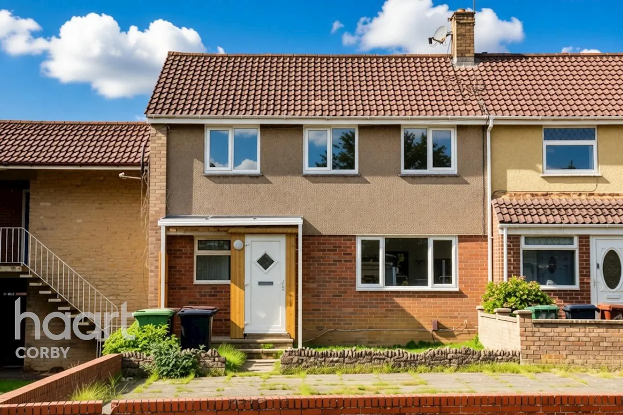 3 bed house for sale, Handcross Court, Corby, NN18