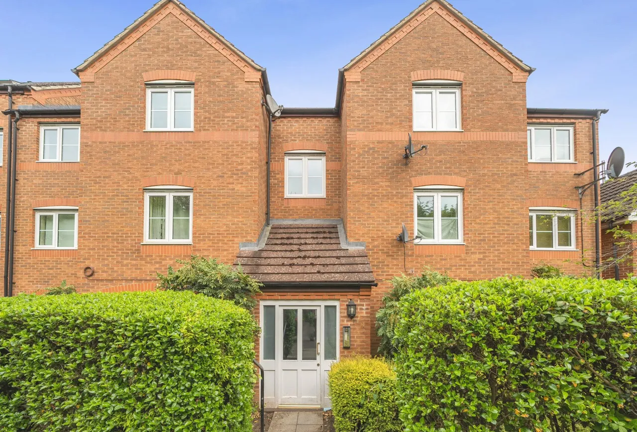 2 bed flat for sale — Sherwood Place, Headington, OX3 9RN