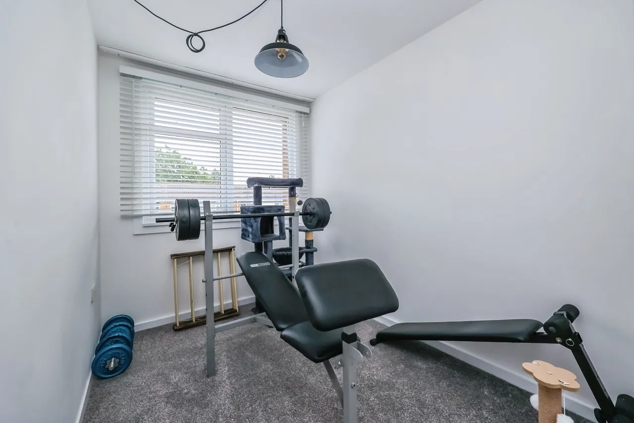 Glenlivet Gardens, Clifton, Nottingham, NG11, photo 13