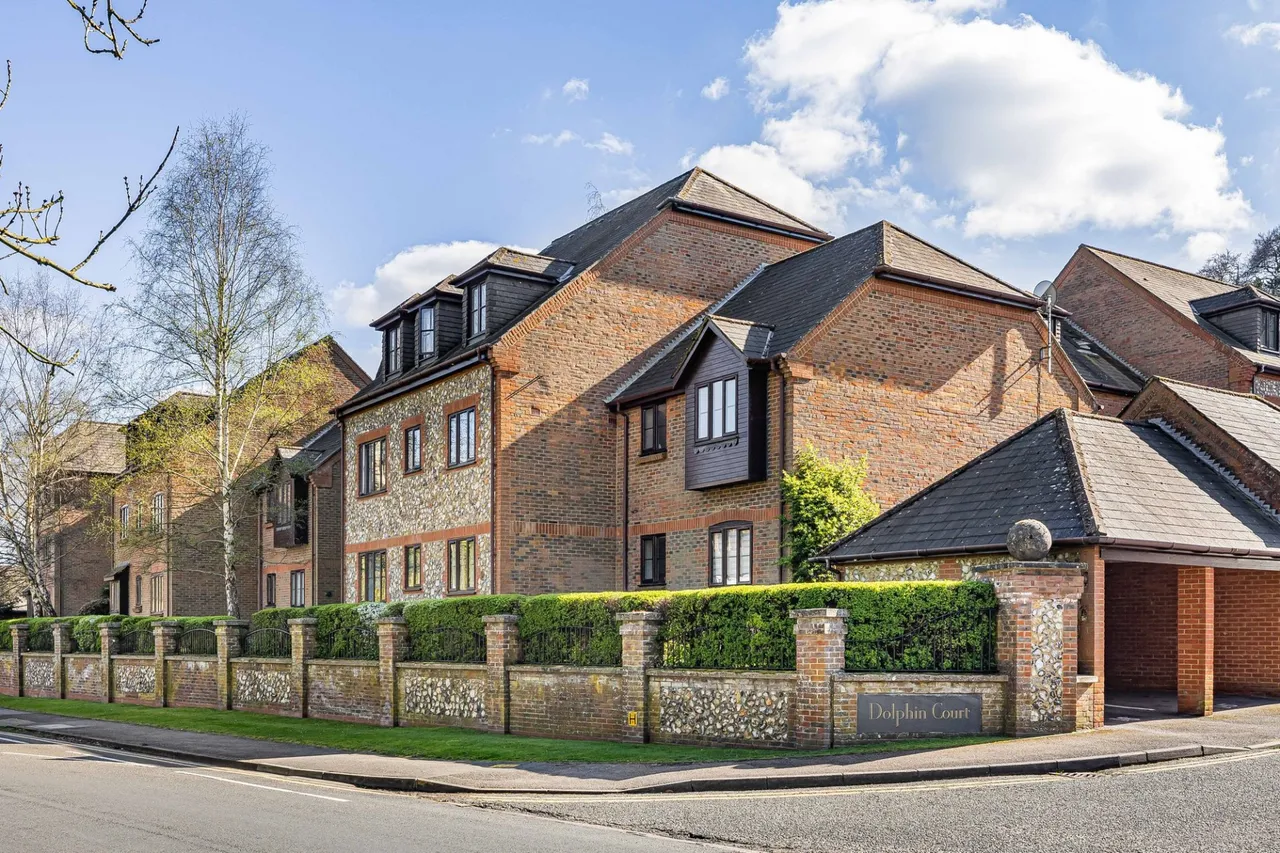 1 bed flat for sale, Kingsmead Road, Dolphin Court, HP11