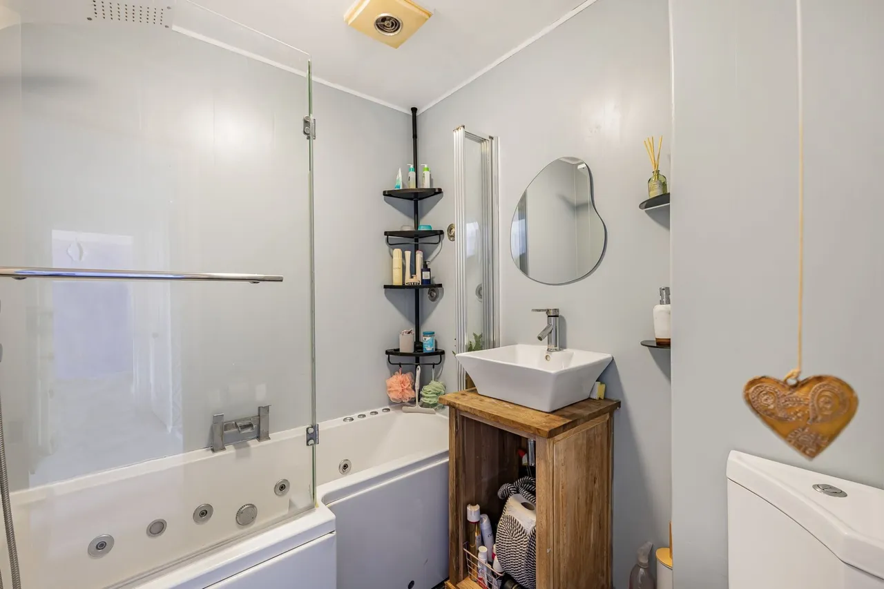 Kingsmead Road, Dolphin Court, HP11, photo 5