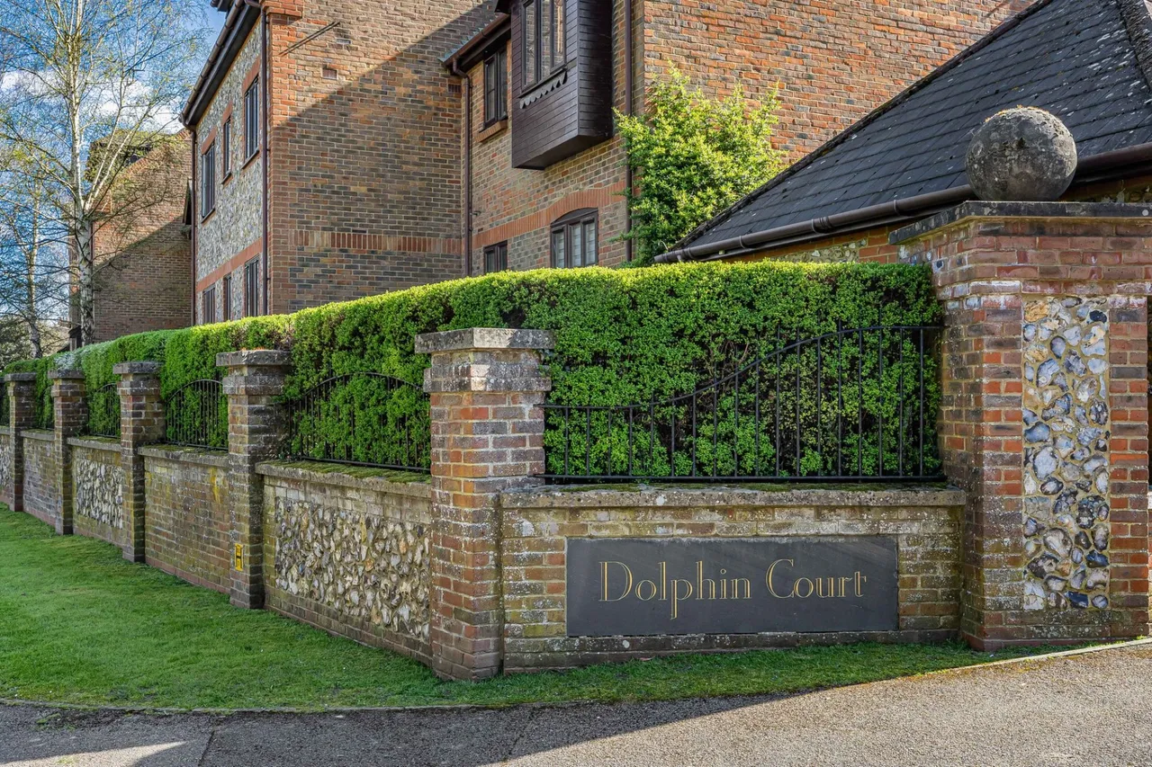 Kingsmead Road, Dolphin Court, HP11, photo 11