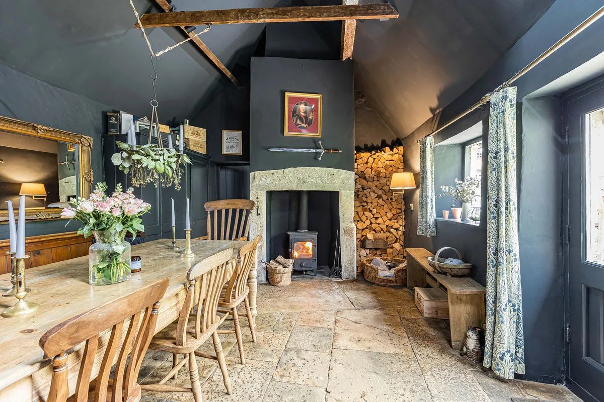 Bampton Road, Black Bourton, OX18, photo 13