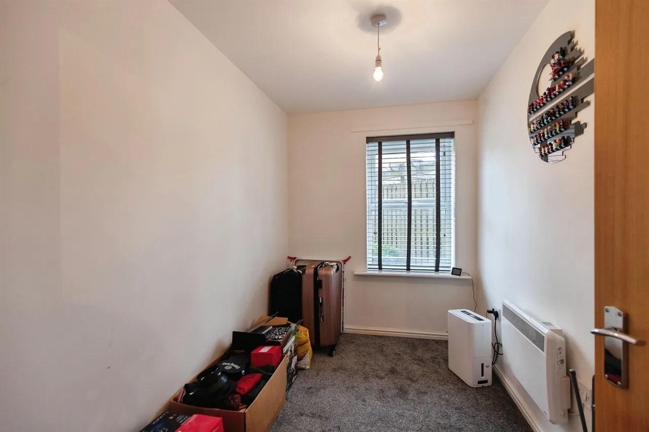 Hillier Road, Devizes, SN10, photo 11
