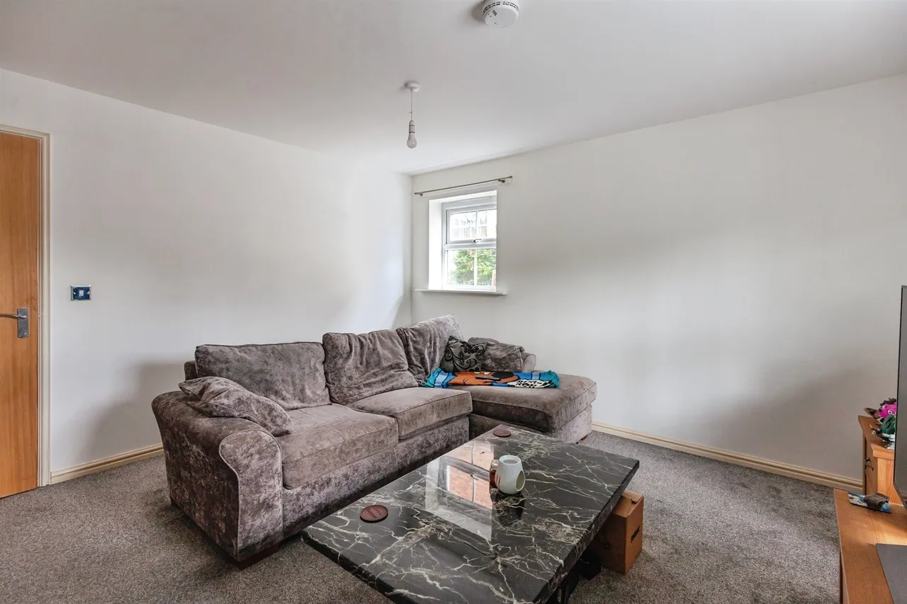 Hillier Road, Devizes, SN10, photo 6