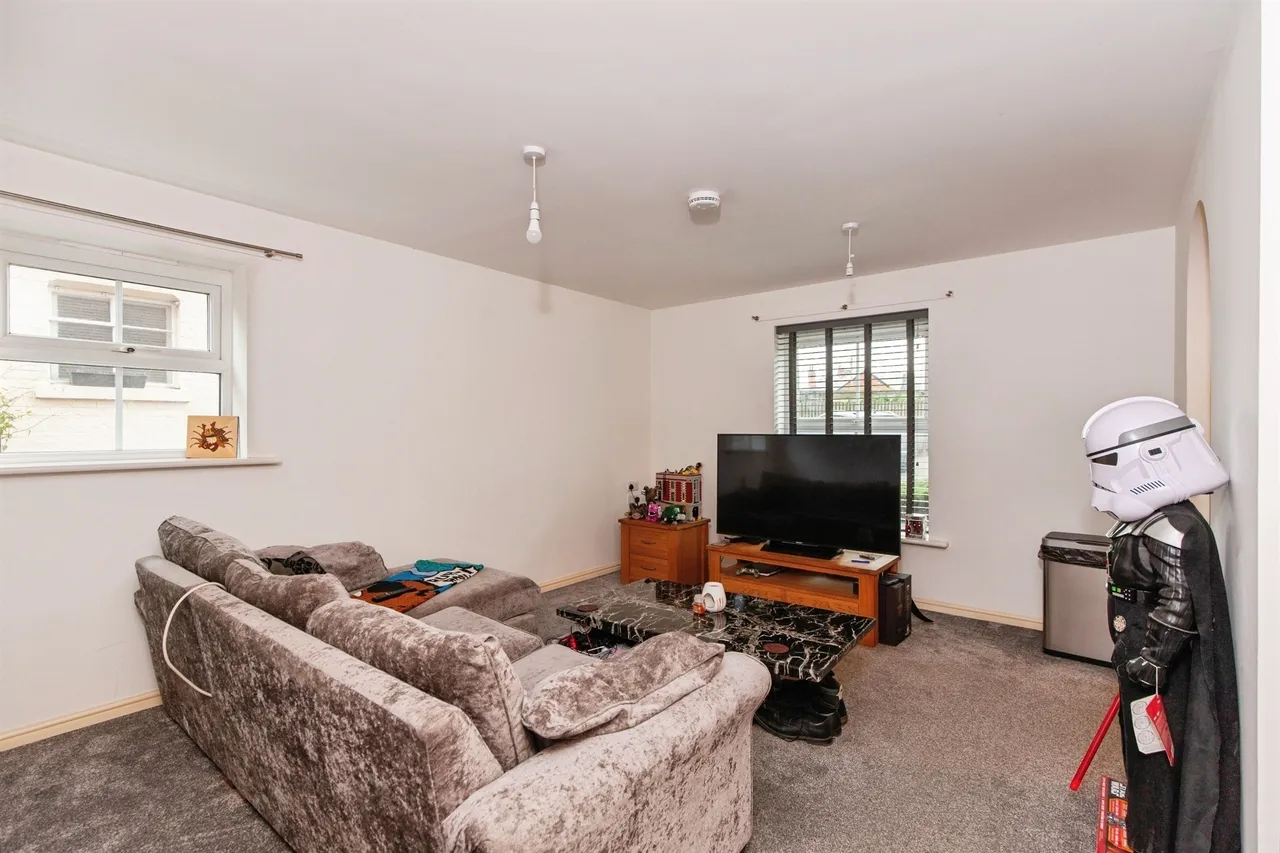 Hillier Road, Devizes, SN10, photo 13