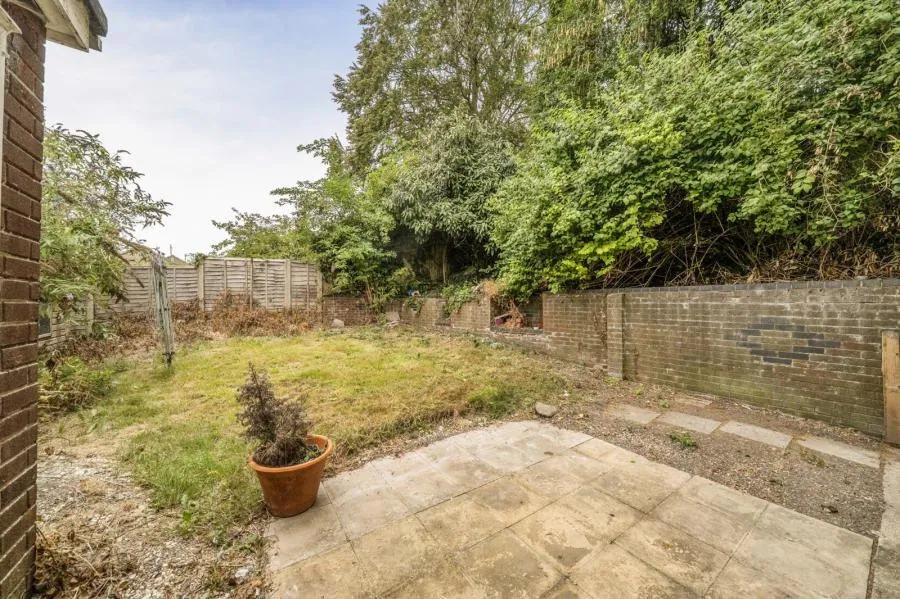 Chantry Mead, Hungerford, RG17, photo 19