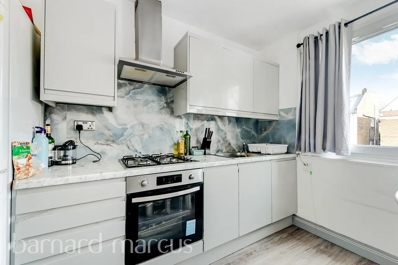 Earlsfield Road, London, SW18, photo 2