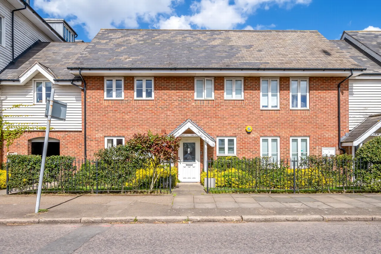 3 bed flat for sale — Westmount Road, Eltham, SE9 1AF