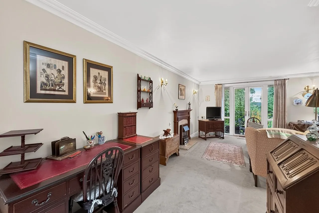 Racefield Road, Altrincham, Cheshire WA14 4AP, photo 7