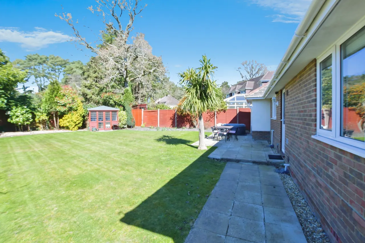 Langley Chase, Ringwood, BH24, photo 2