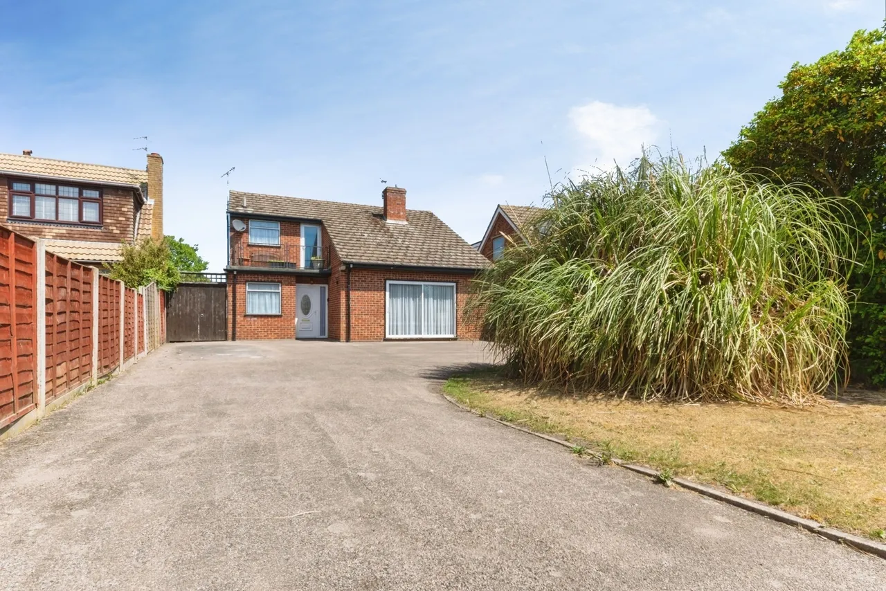 Point Clear Road, St. Osyth, Clacton-on-Sea, Essex, CO16, photo 20