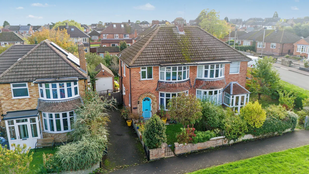 3 bed house for sale, Parklands Drive, Loughborough, LE11