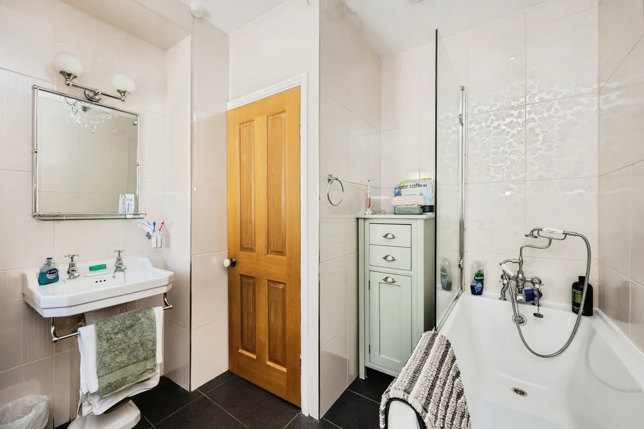 Park Road, Gorseinon, SA4, photo 25