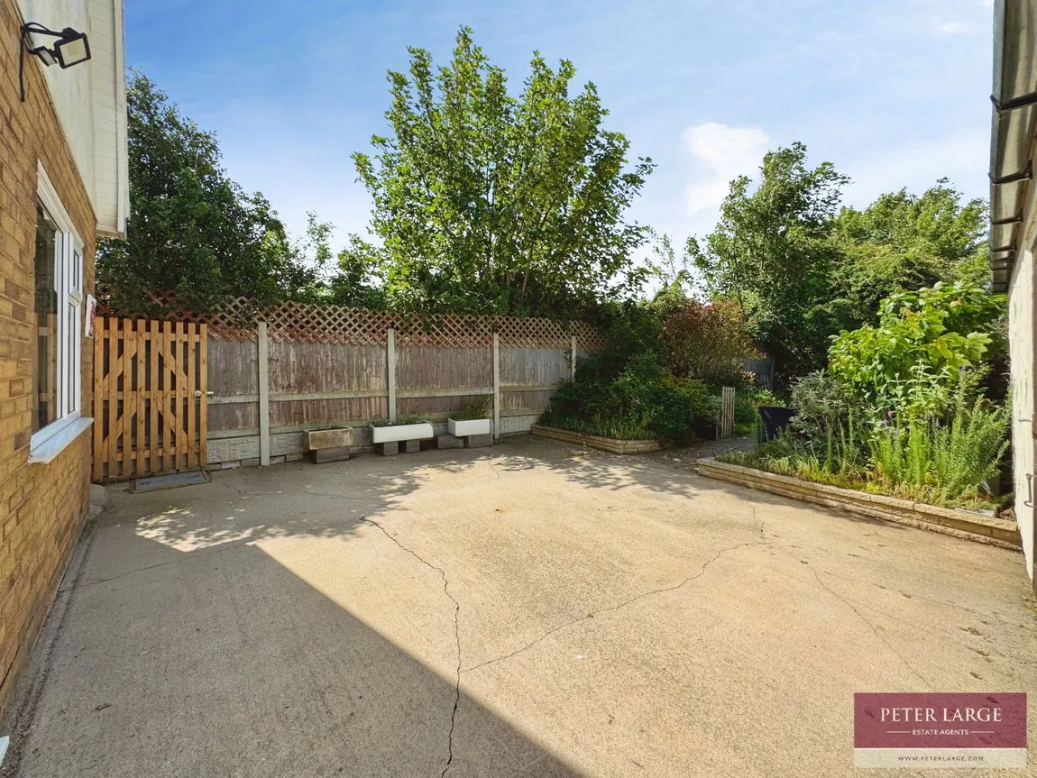 Tynewydd Road, Rhyl, Denbighshire, LL18 4BP, photo 20