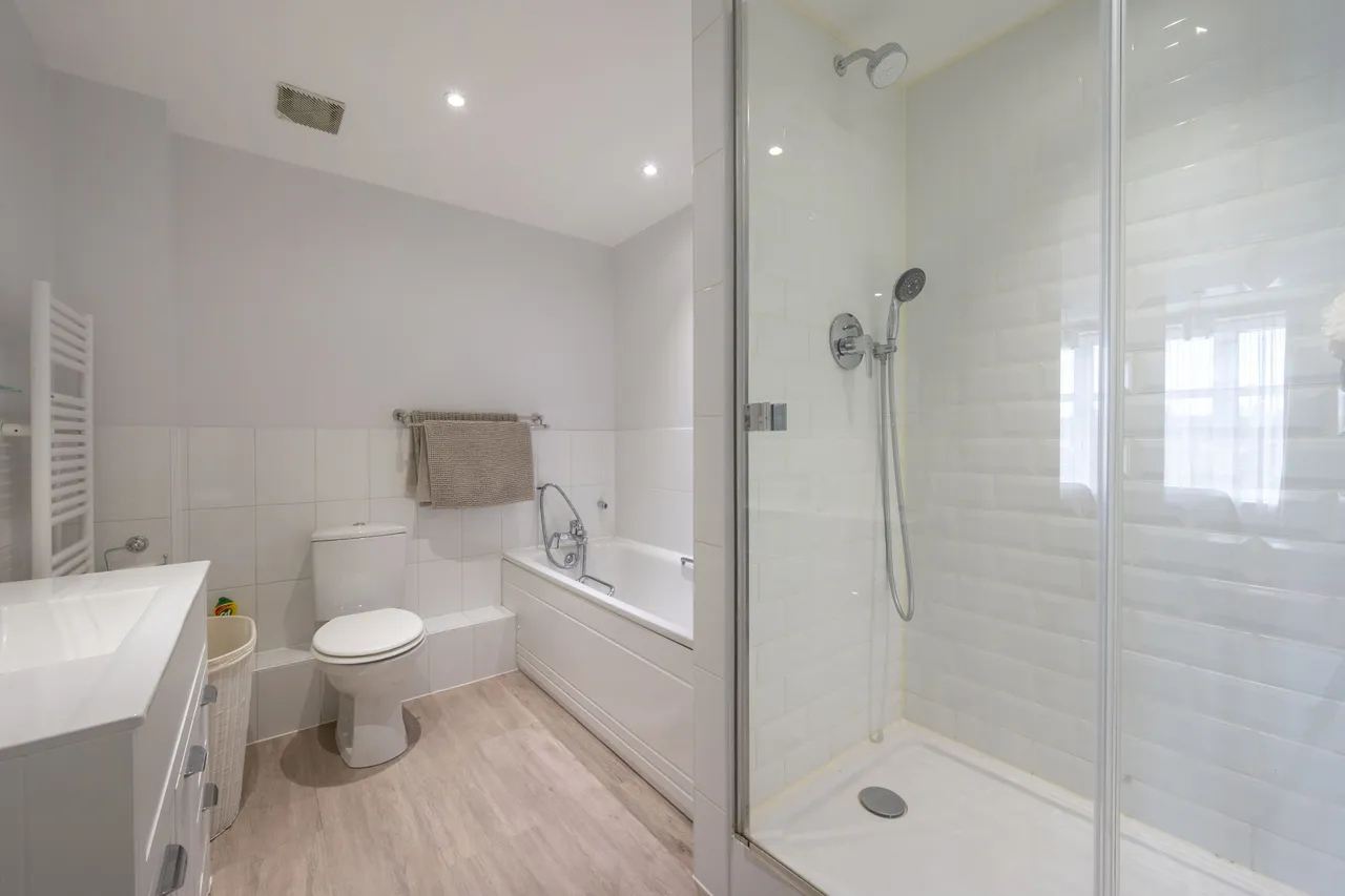 8 Espirit House, 2 Keswick Road, London, photo 6