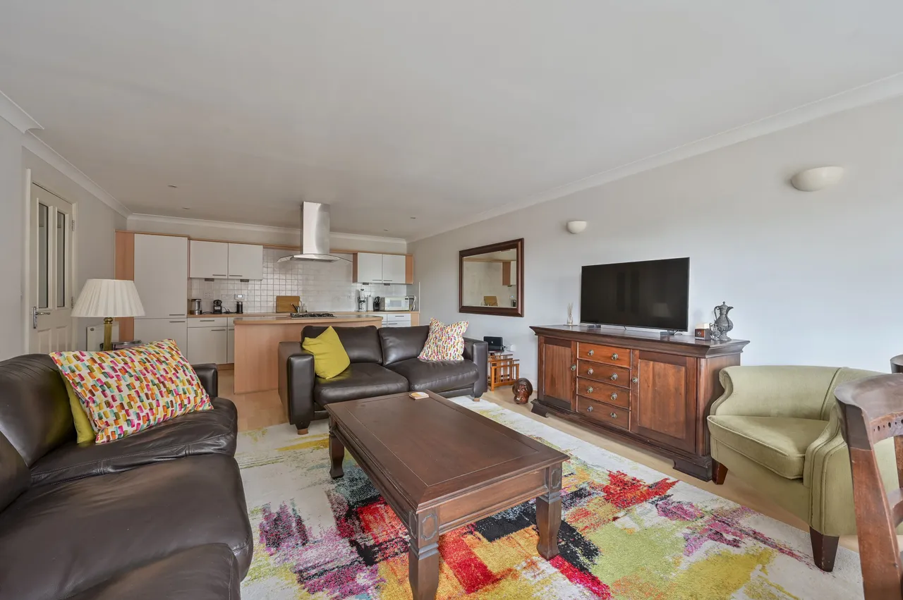 8 Espirit House, 2 Keswick Road, London, photo 12