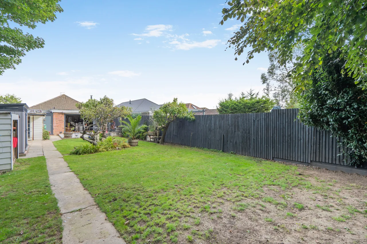 Homefield Road, Drayton, PO6, photo 19